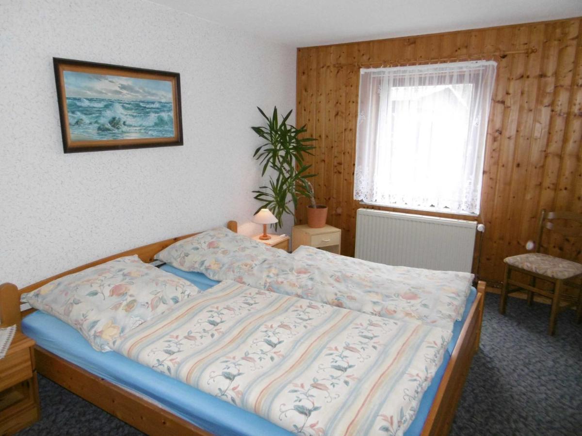 Ferienwohnung Am Bodden 拉尔斯维克 外观 照片