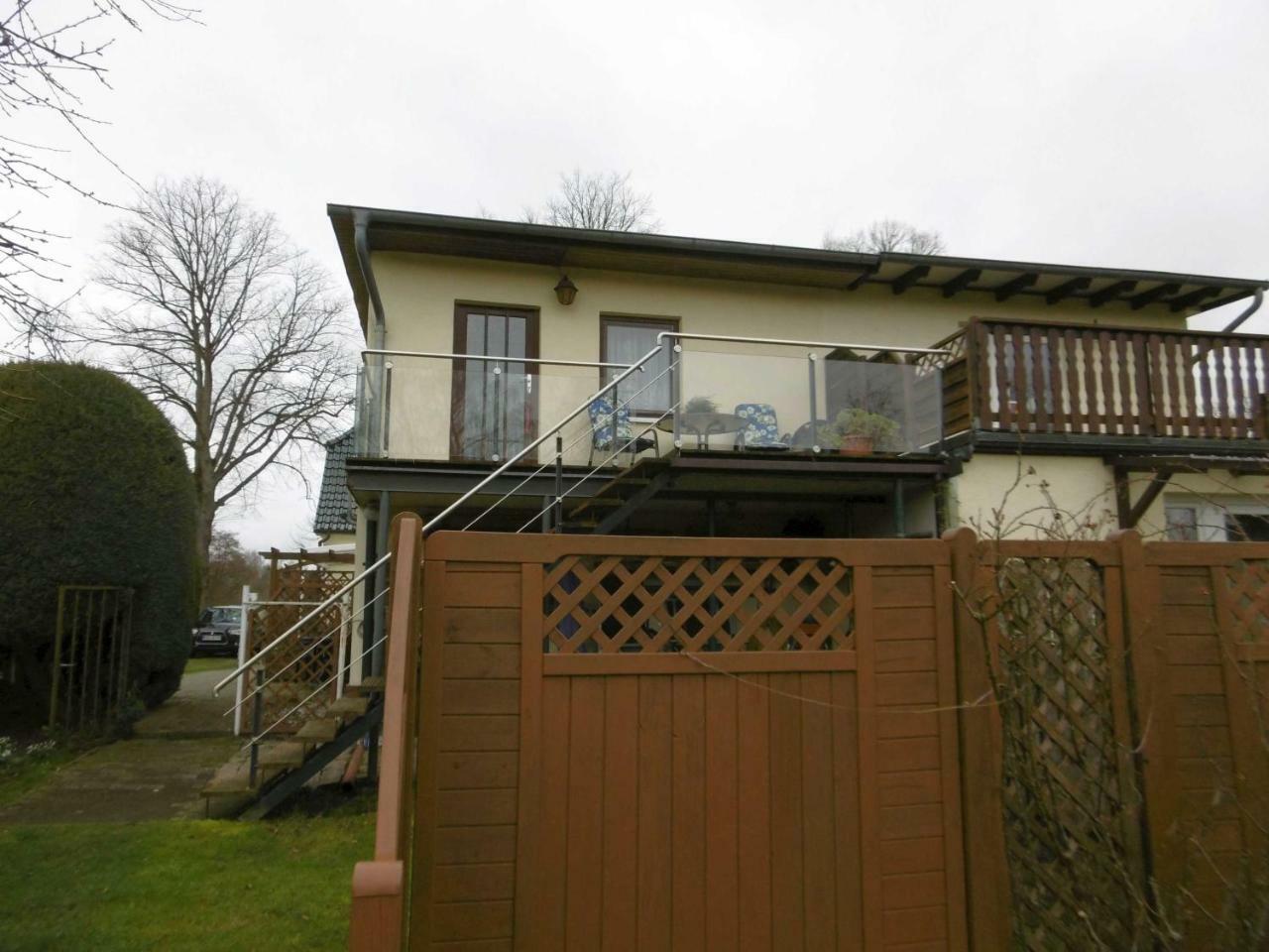 Ferienwohnung Am Bodden 拉尔斯维克 外观 照片